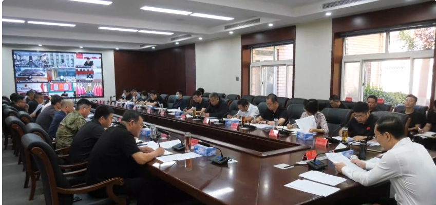 滦州市委常委会召开会议